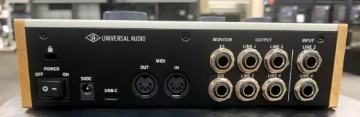 Universal Audio - Volt 476 USB Interface with Compressor 2